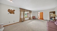 472 Fairoaks Blvd, Mansfield, OH 44907