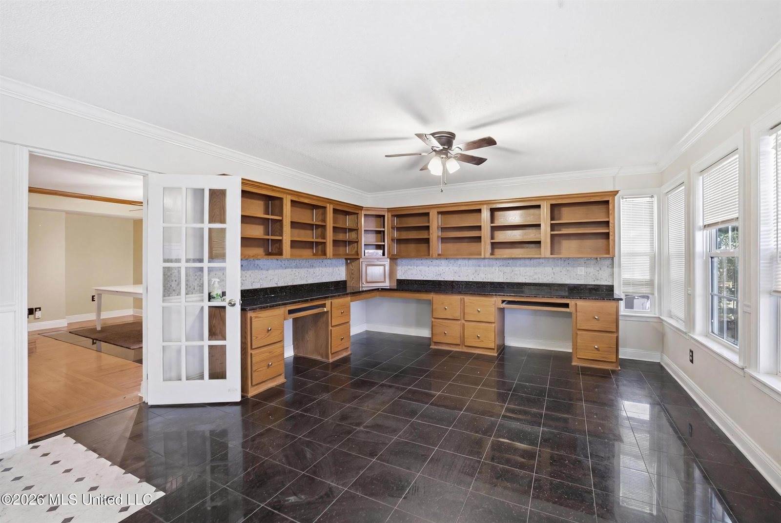 142 Kenmore Avenue, Biloxi, MS 39531