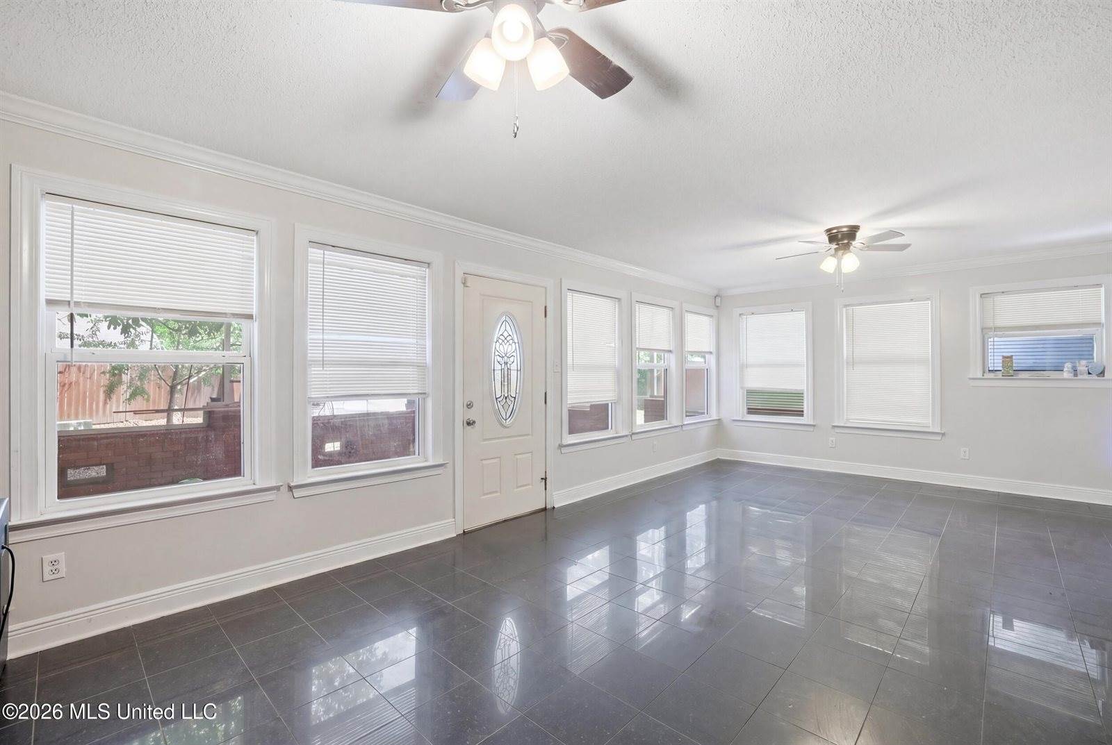 142 Kenmore Avenue, Biloxi, MS 39531