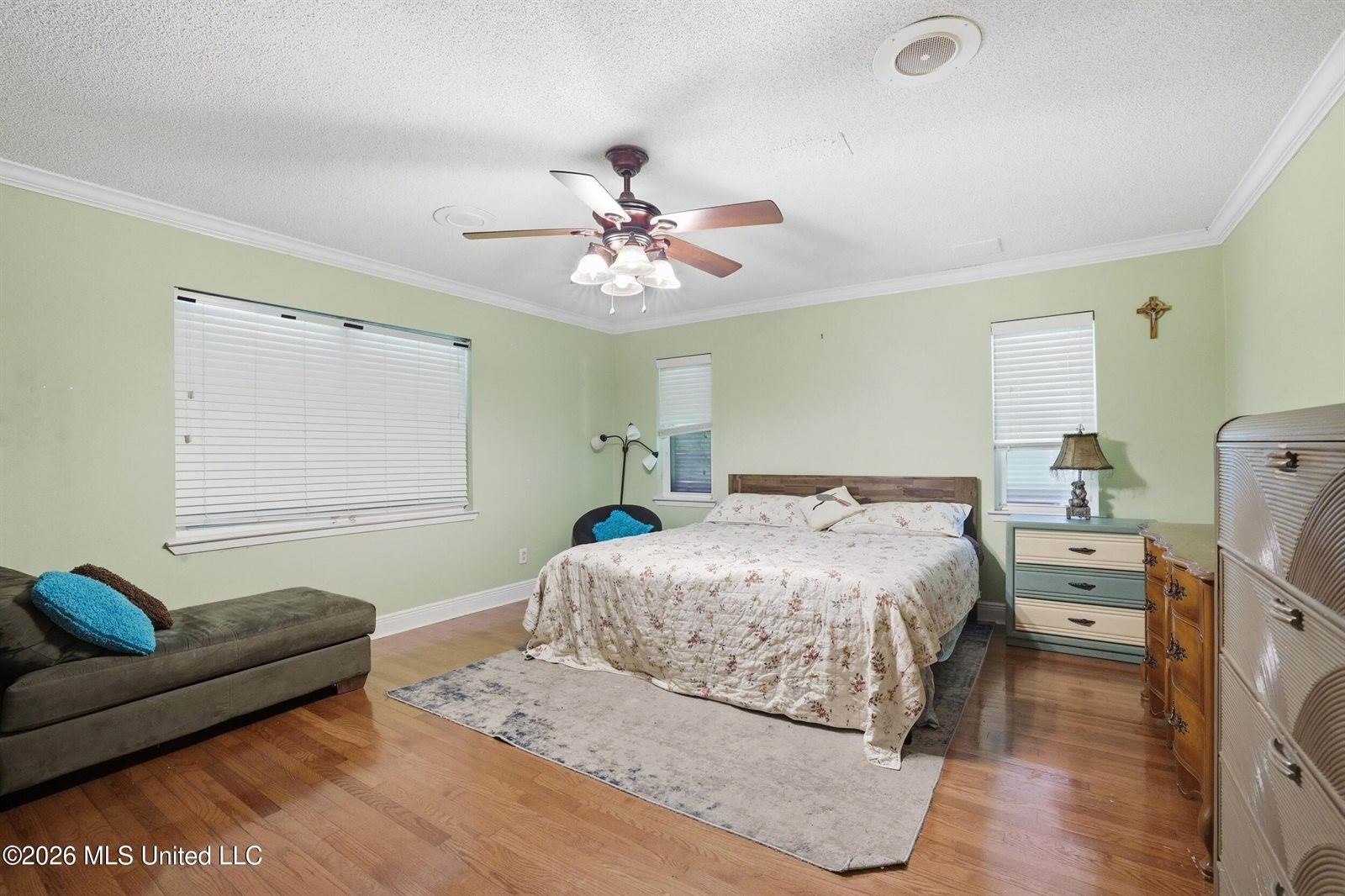 142 Kenmore Avenue, Biloxi, MS 39531