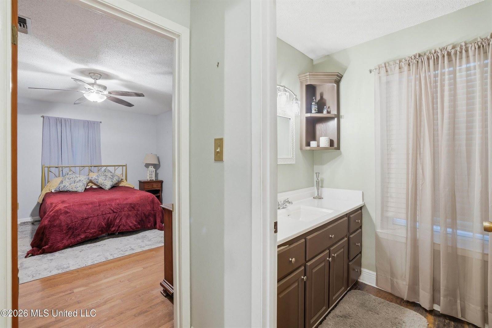142 Kenmore Avenue, Biloxi, MS 39531
