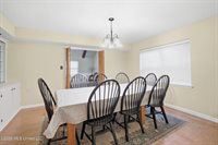 142 Kenmore Avenue, Biloxi, MS 39531