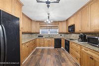 142 Kenmore Avenue, Biloxi, MS 39531