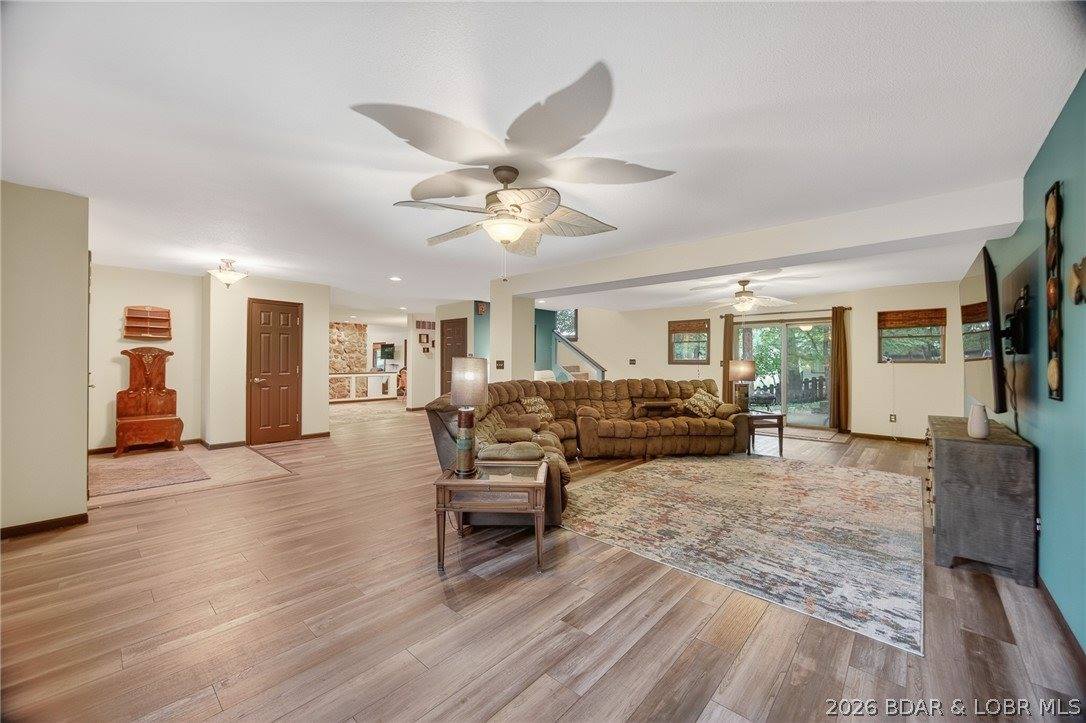 1054 Linn Creek Road, Lake Ozark, MO 65049