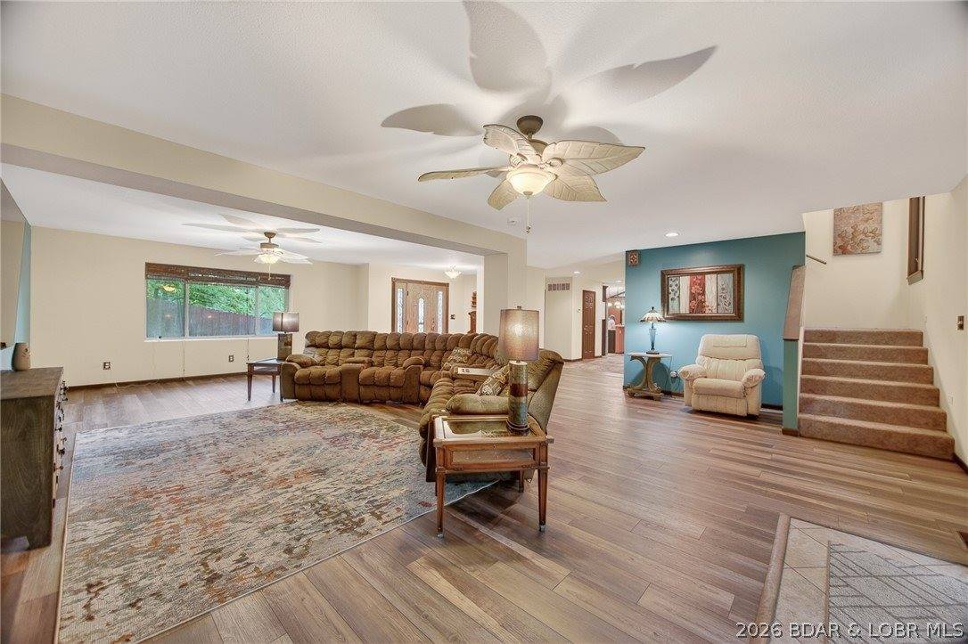 1054 Linn Creek Road, Lake Ozark, MO 65049