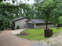 1054 Linn Creek Road, Lake Ozark, MO 65049