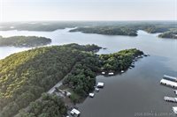 1054 Linn Creek Road, Lake Ozark, MO 65049