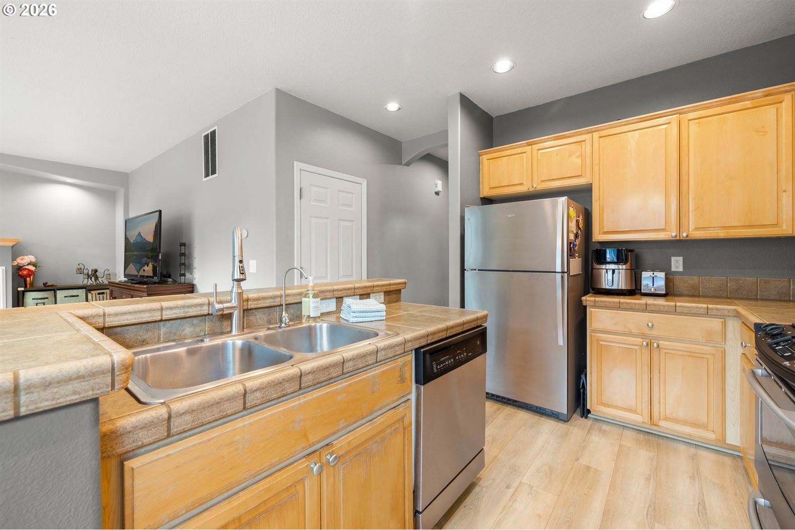 1079 SE Portlandia Ave, Hillsboro, OR 97123