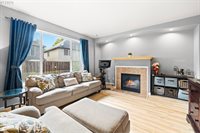 1079 SE Portlandia Ave, Hillsboro, OR 97123