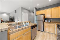 1079 SE Portlandia Ave, Hillsboro, OR 97123