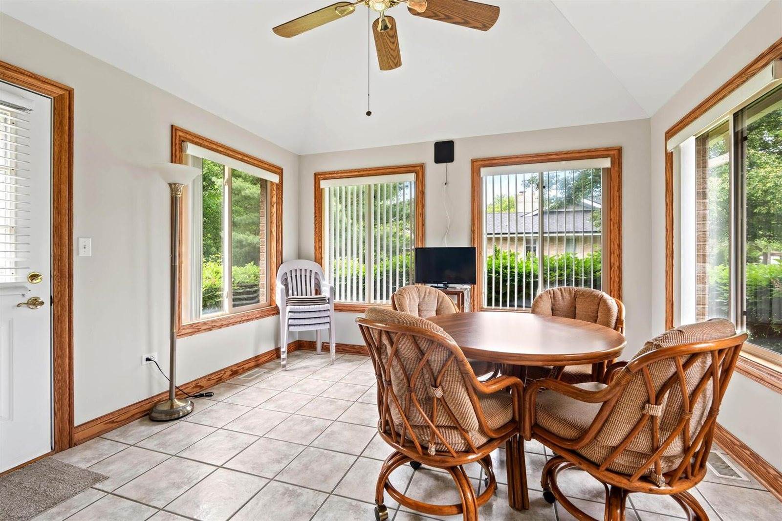 8135 Basswood Road, Orland Park, IL 60462