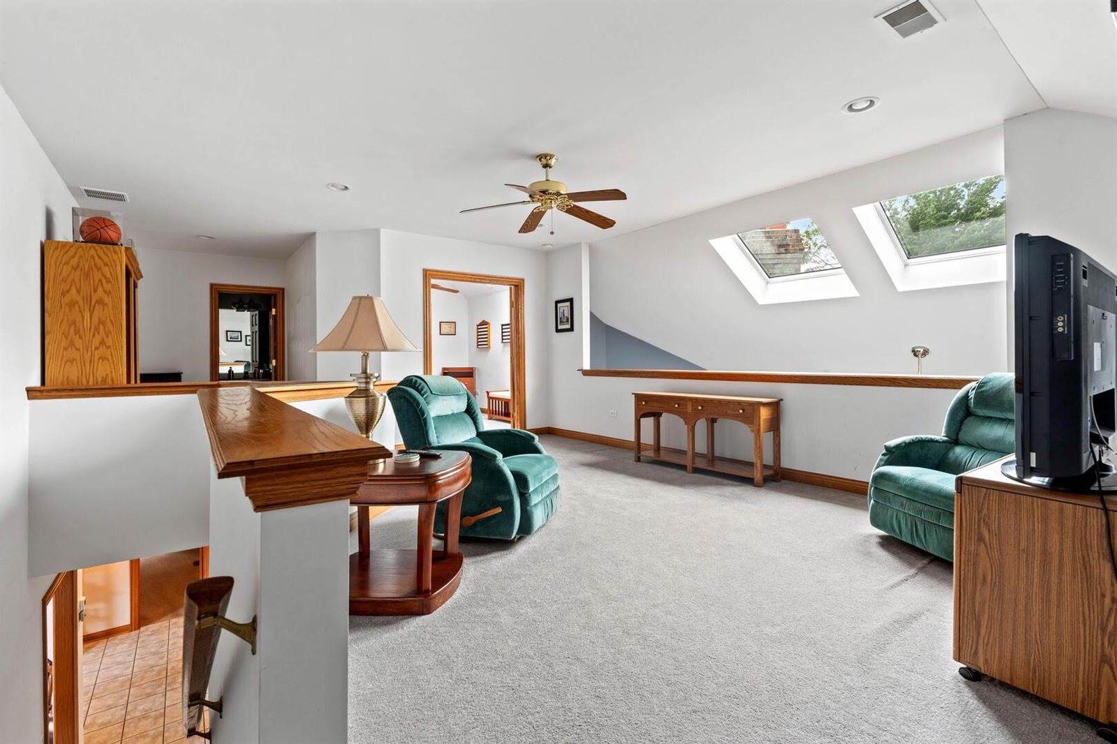 8135 Basswood Road, Orland Park, IL 60462