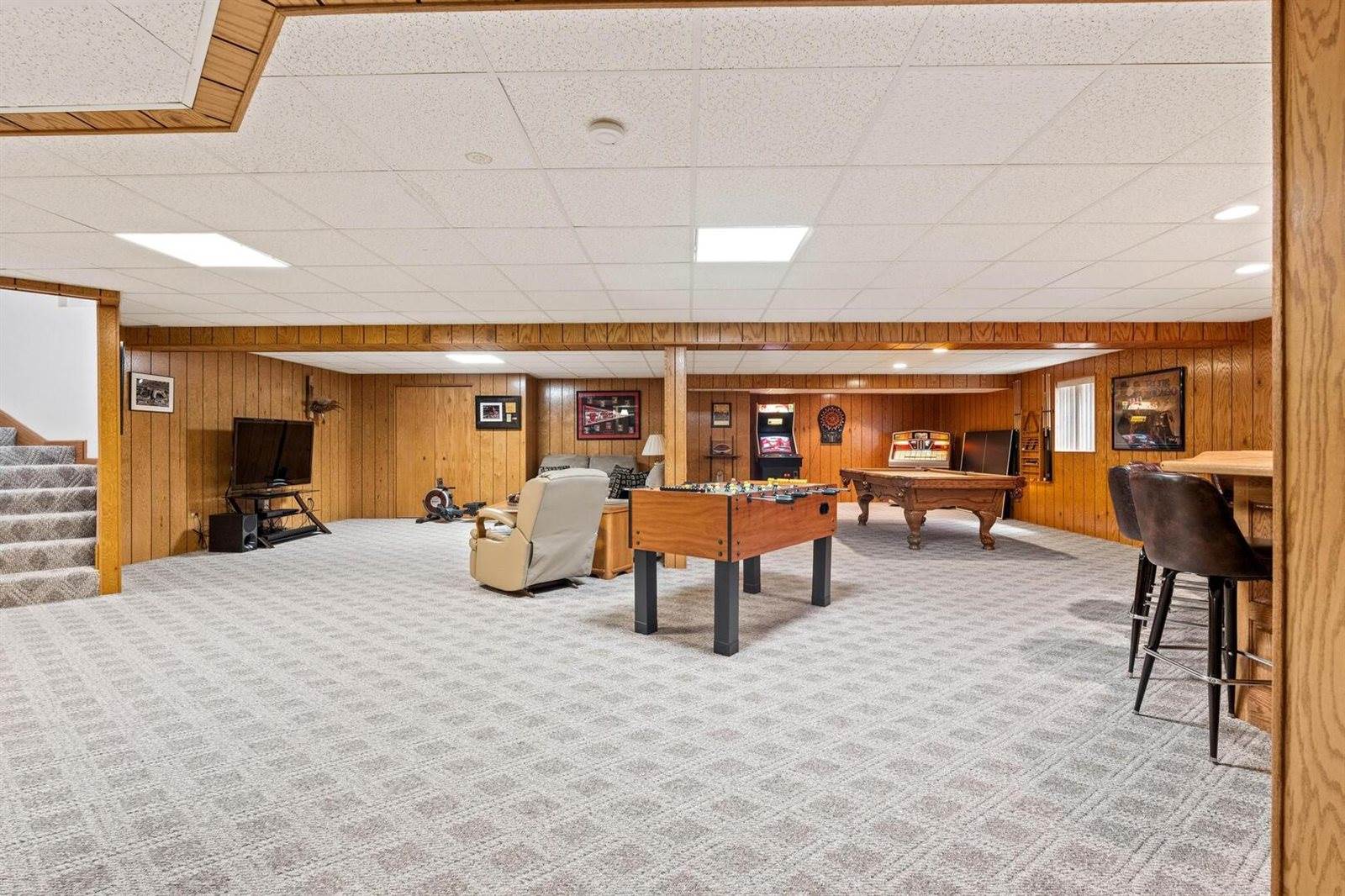 8135 Basswood Road, Orland Park, IL 60462