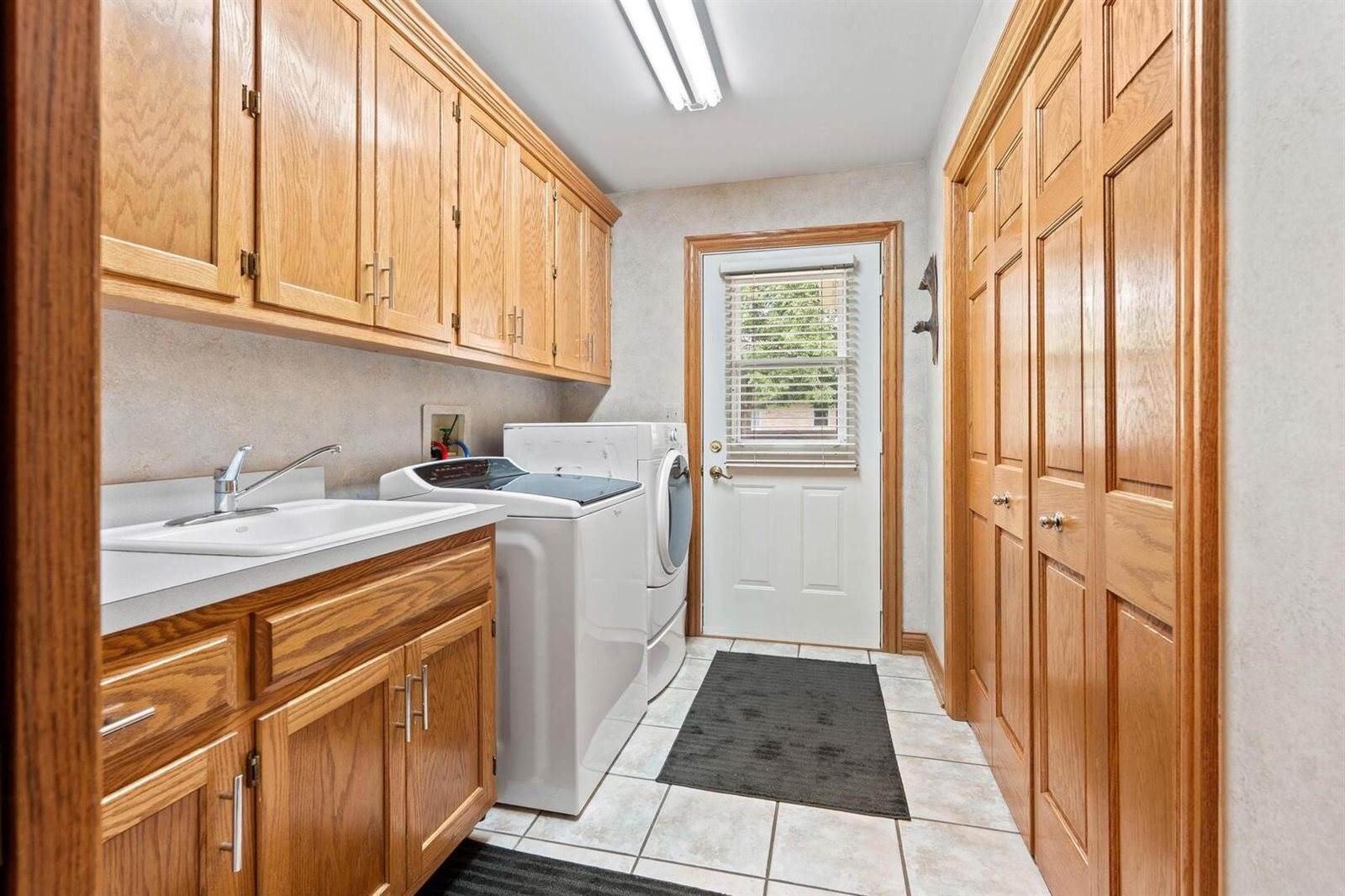 8135 Basswood Road, Orland Park, IL 60462