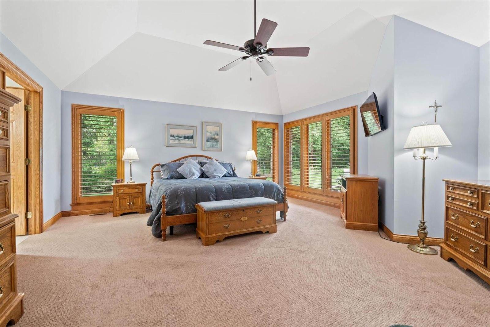 8135 Basswood Road, Orland Park, IL 60462