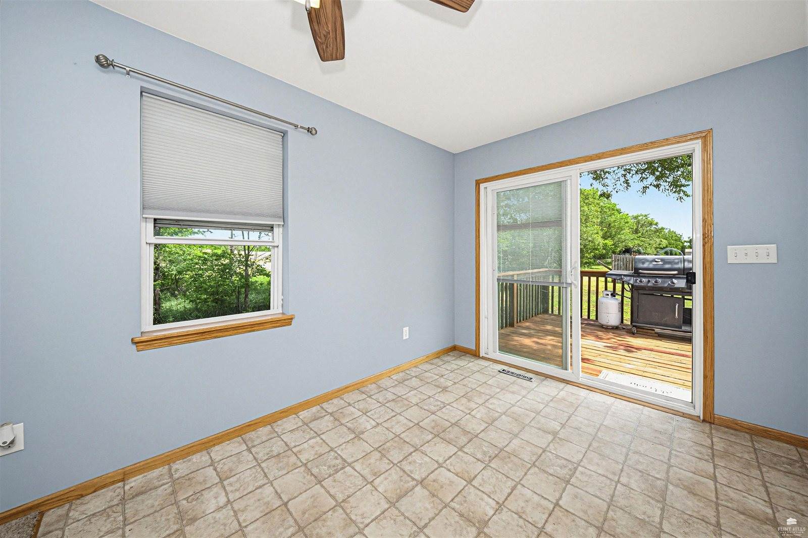 926 Nicholson, Chapman, KS 67431