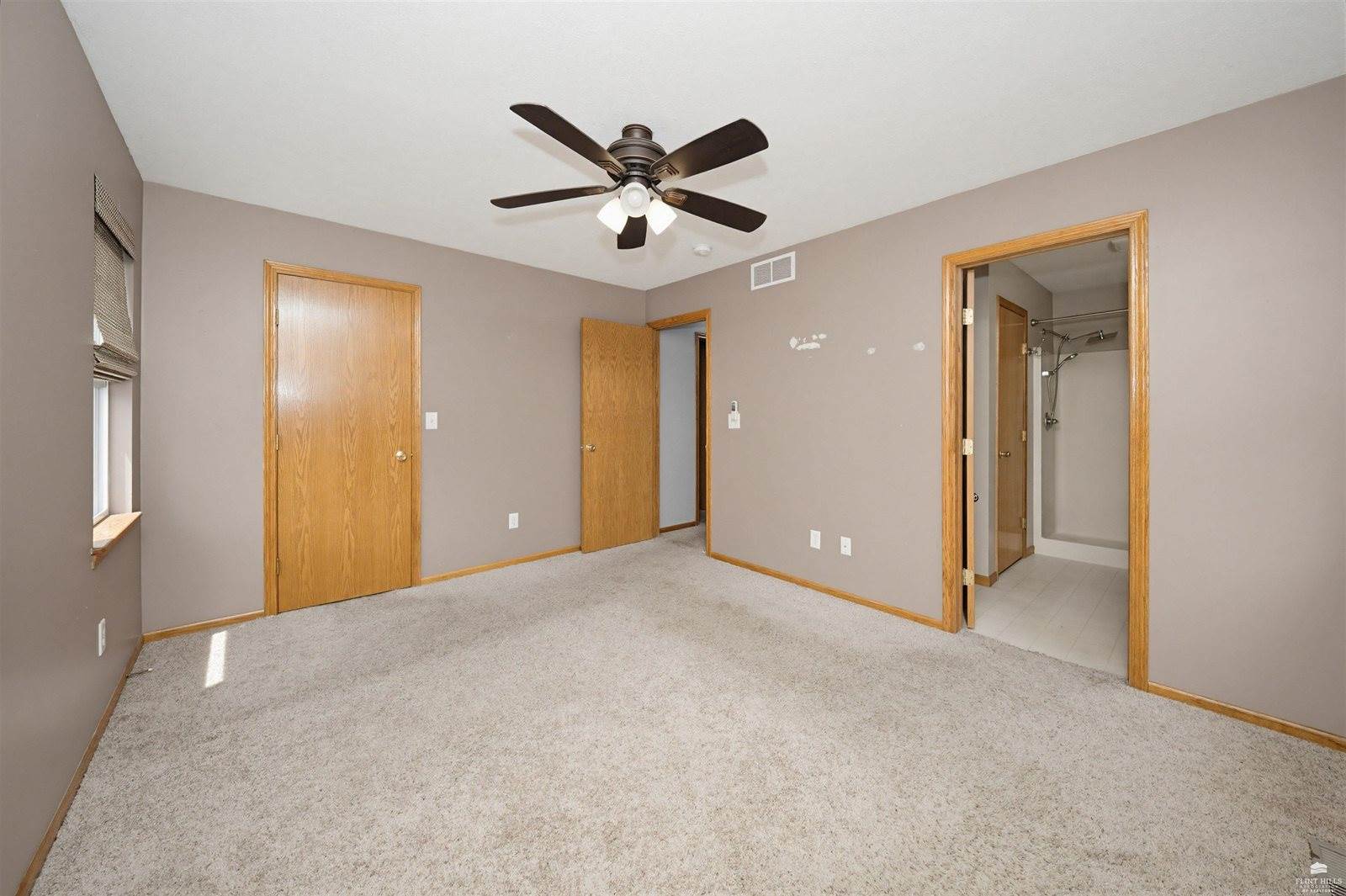 926 Nicholson, Chapman, KS 67431
