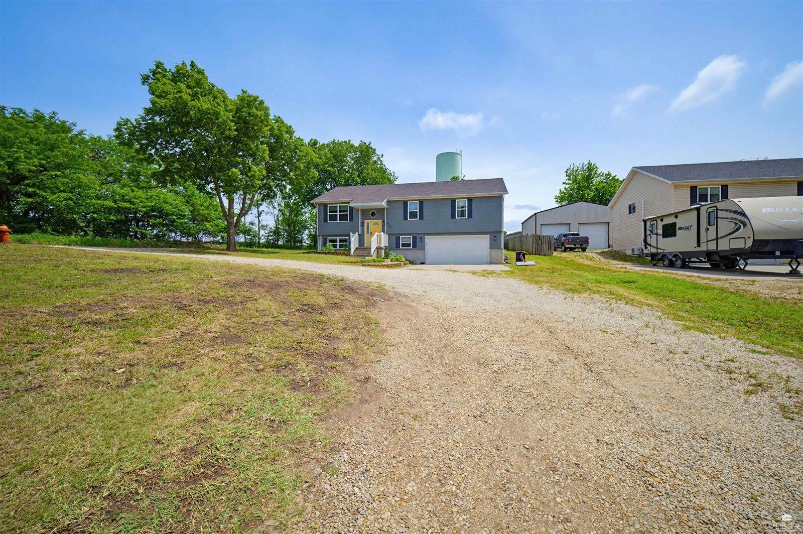 926 Nicholson, Chapman, KS 67431