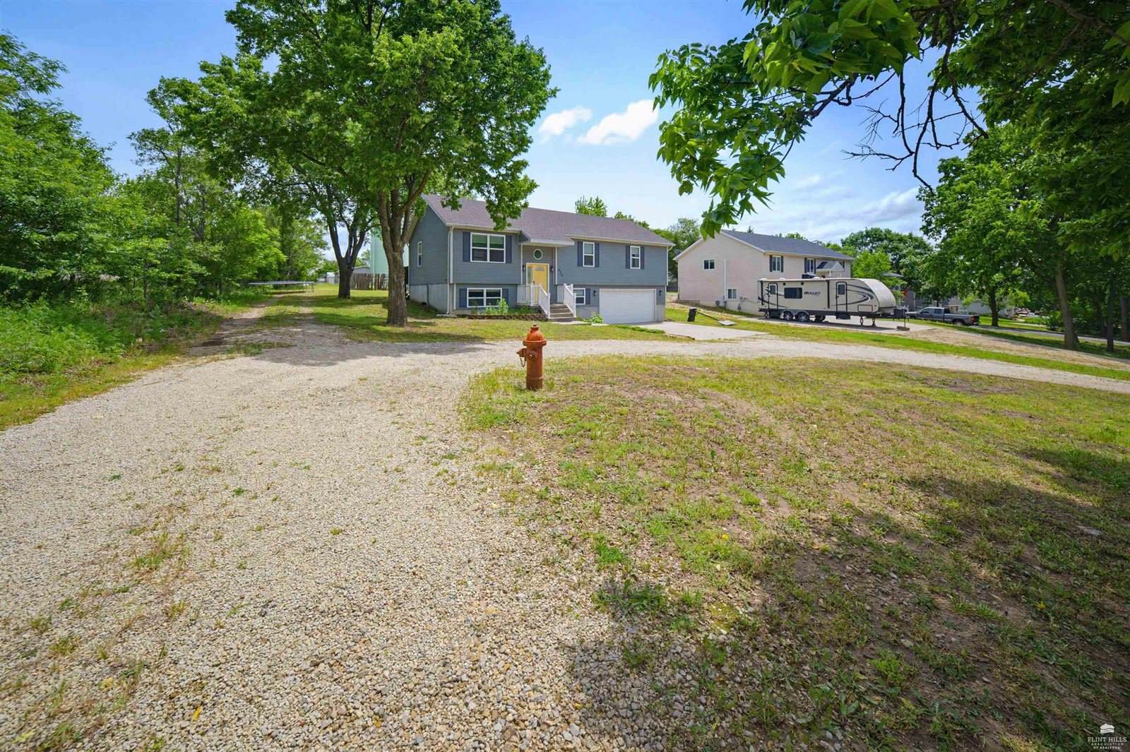 926 Nicholson, Chapman, KS 67431