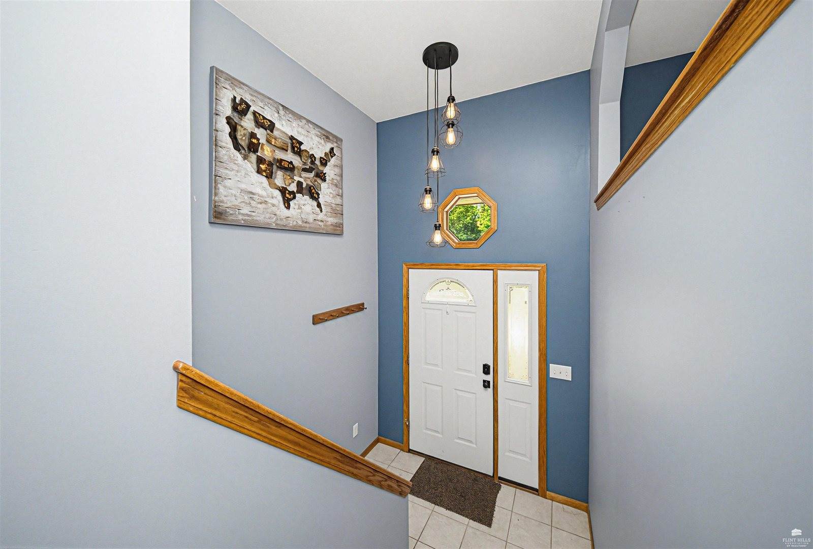 926 Nicholson, Chapman, KS 67431