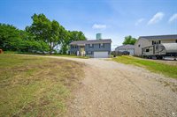 926 Nicholson, Chapman, KS 67431