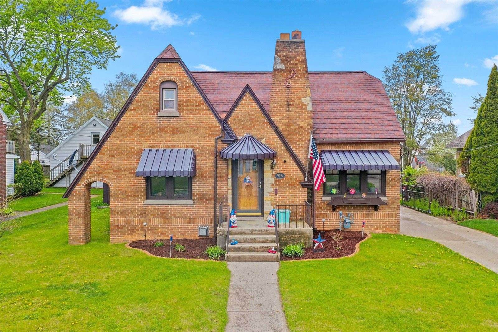 926 North 17TH Street, Manitowoc, WI 54220