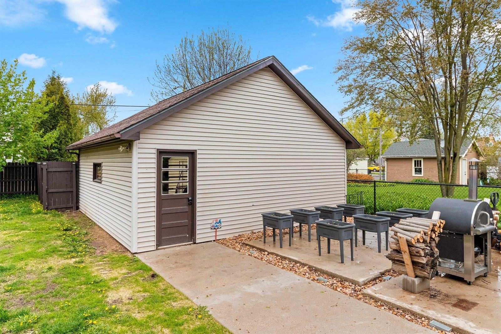 926 North 17TH Street, Manitowoc, WI 54220