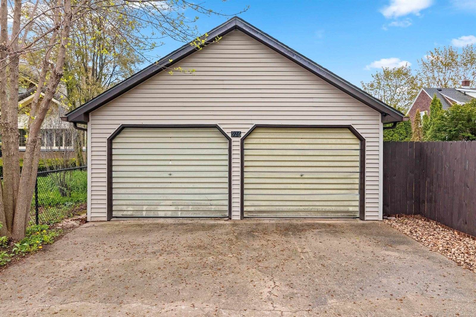 926 North 17TH Street, Manitowoc, WI 54220