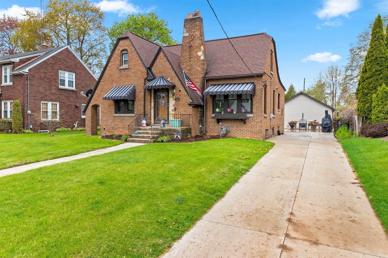 926 North 17TH Street, Manitowoc, WI 54220