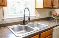 1191 Rainbow Forest, Lynchburg, VA 24502