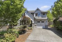 1053 Yates St, Lake Oswego, OR 97034