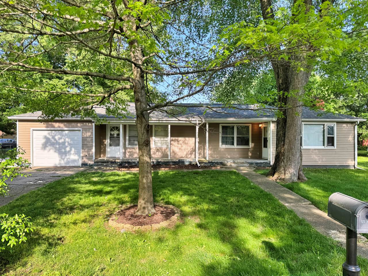2600 S 26th St, Terre Haute, IN 47803