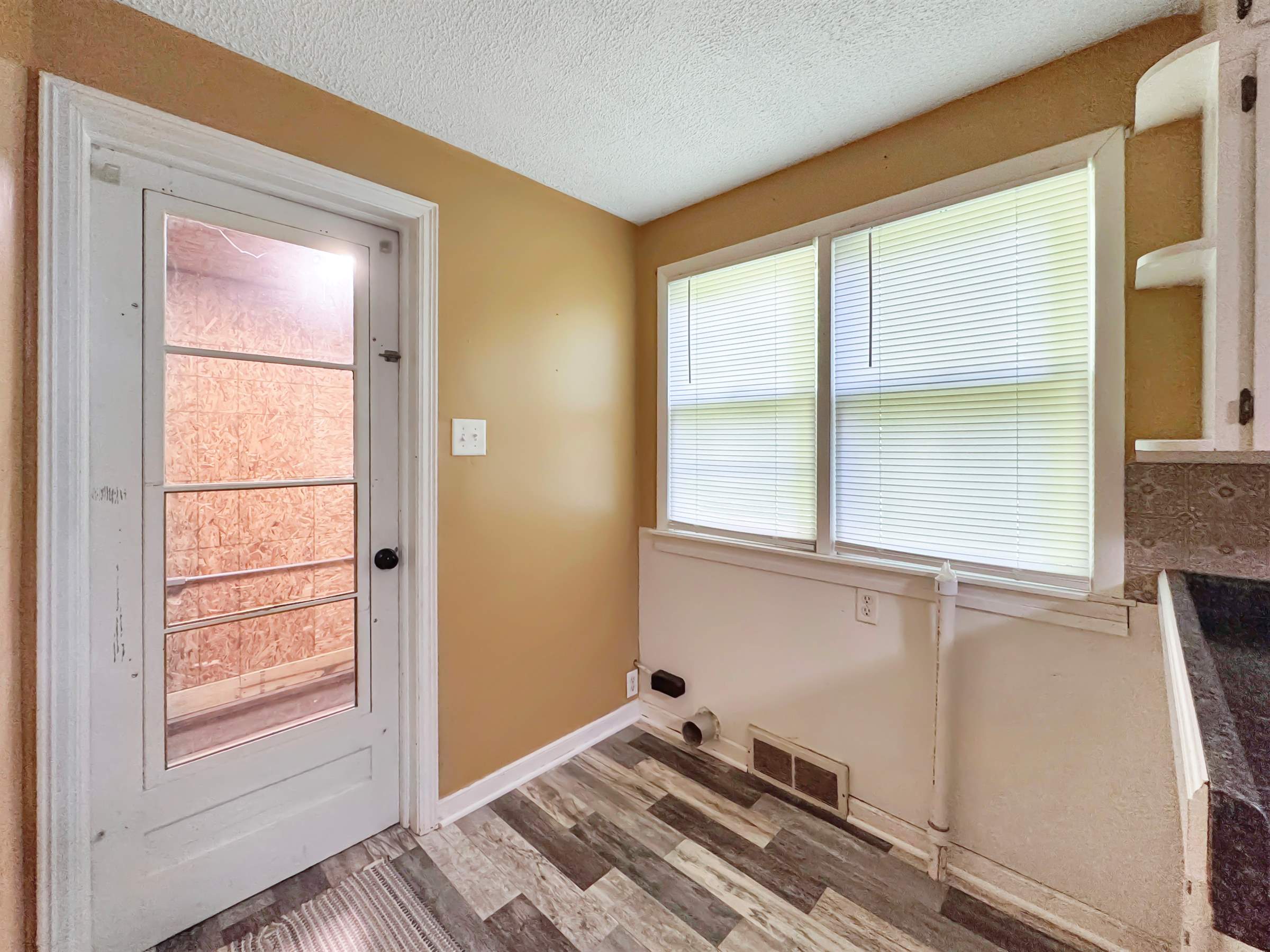 2600 S 26th St, Terre Haute, IN 47803
