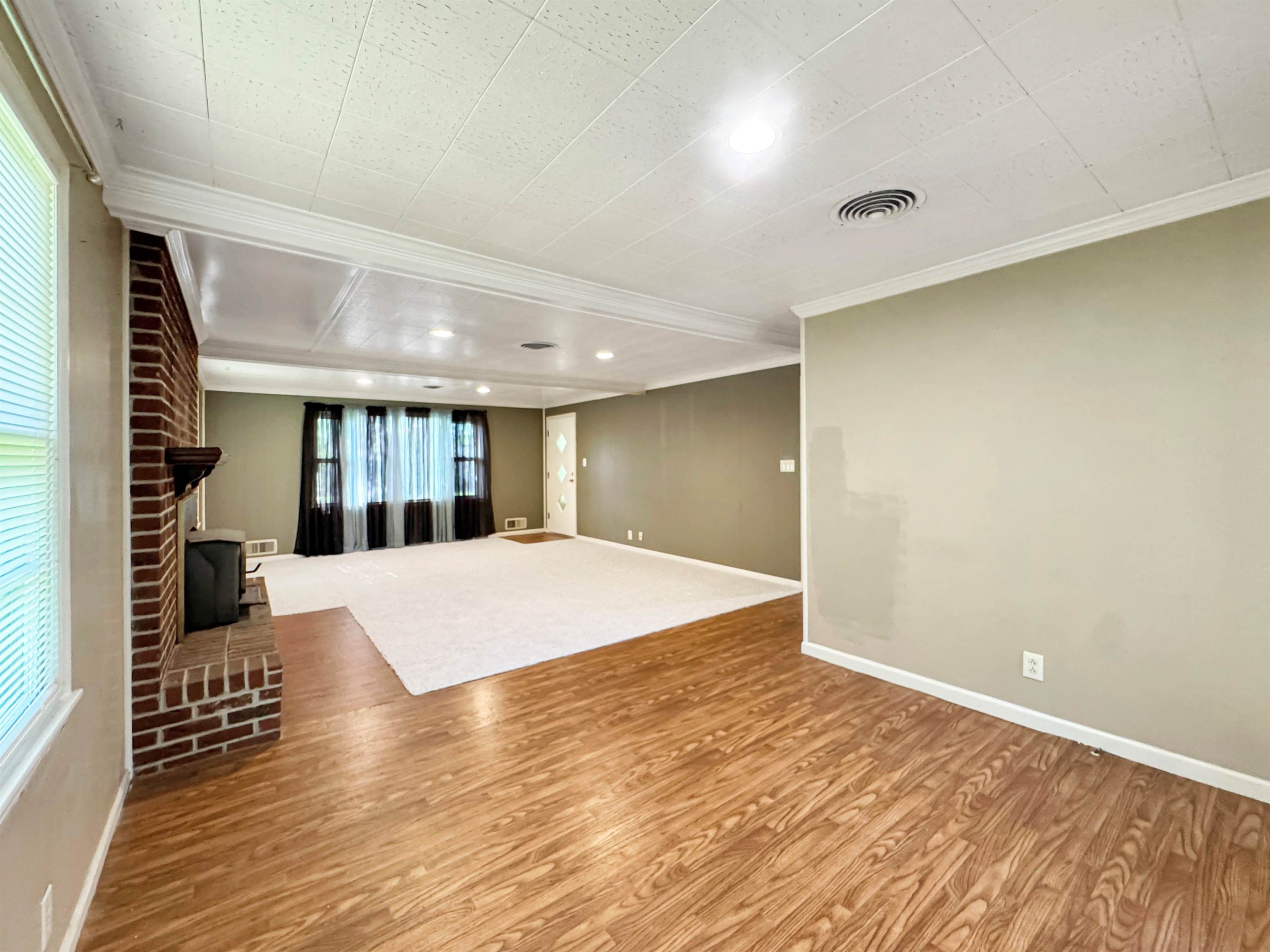 2600 S 26th St, Terre Haute, IN 47803