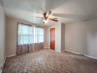 2600 S 26th St, Terre Haute, IN 47803