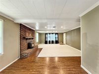 2600 S 26th St, Terre Haute, IN 47803