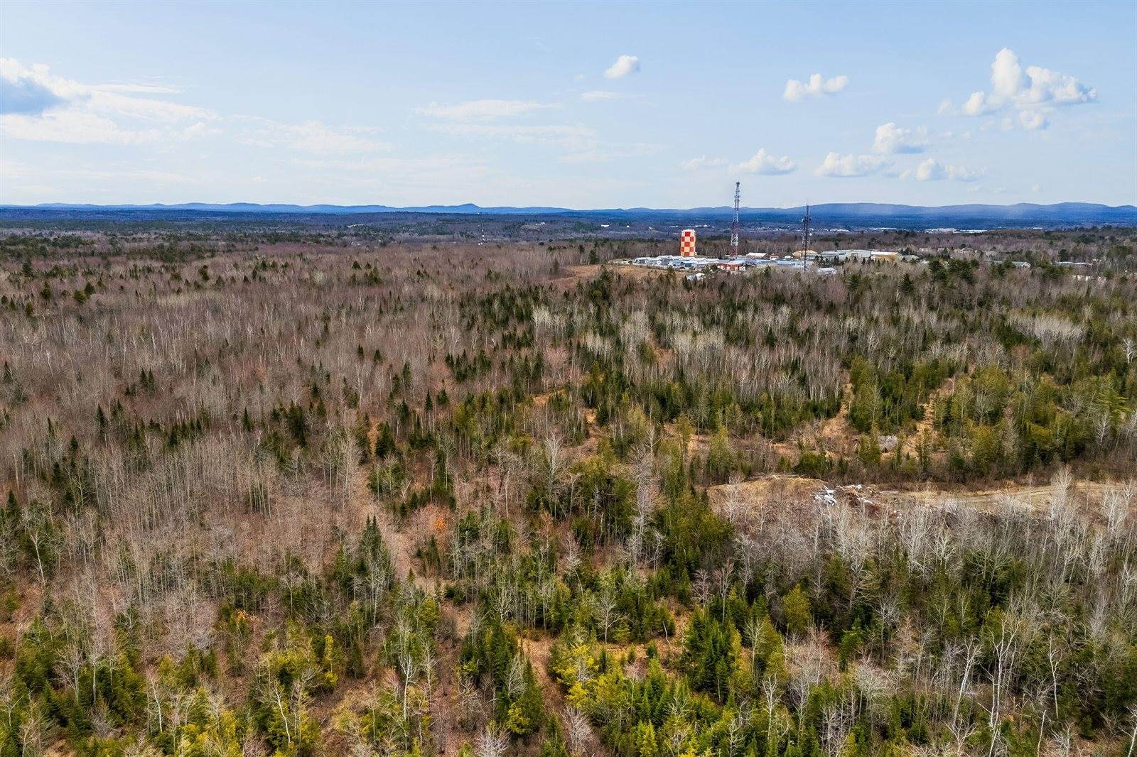 19/003B Broadway, Bangor, ME 04401