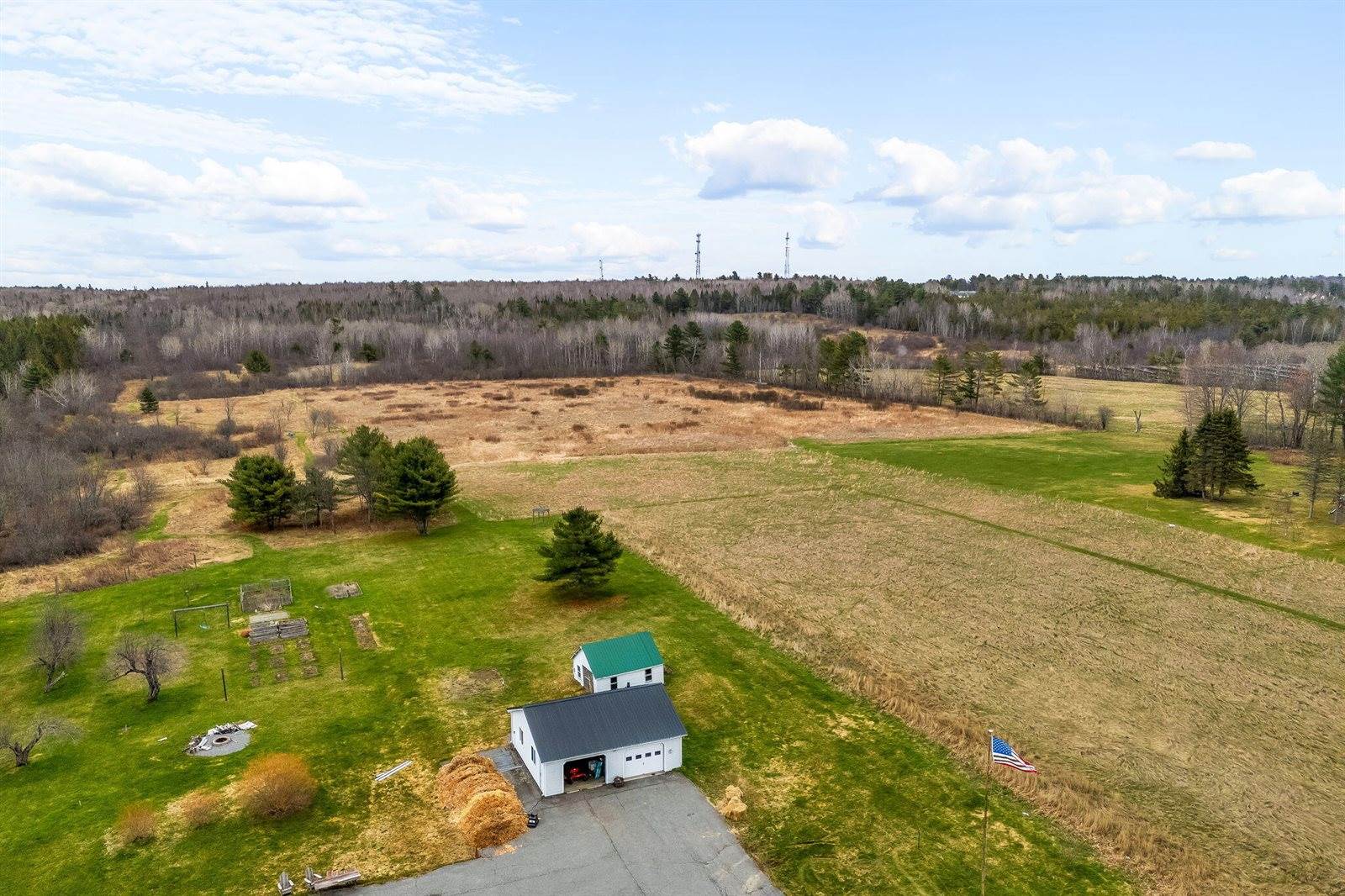 19/003B Broadway, Bangor, ME 04401