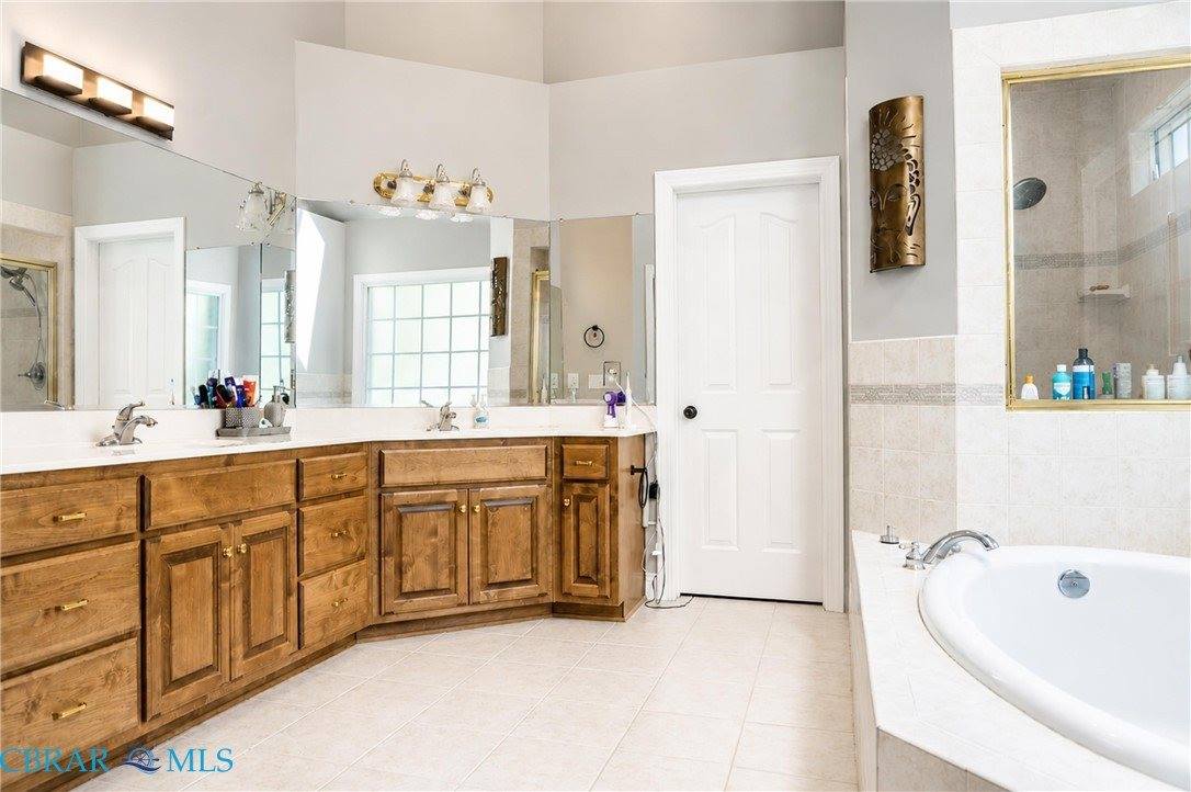 20582 Seahawk Landing, Smithfield, VA 23430