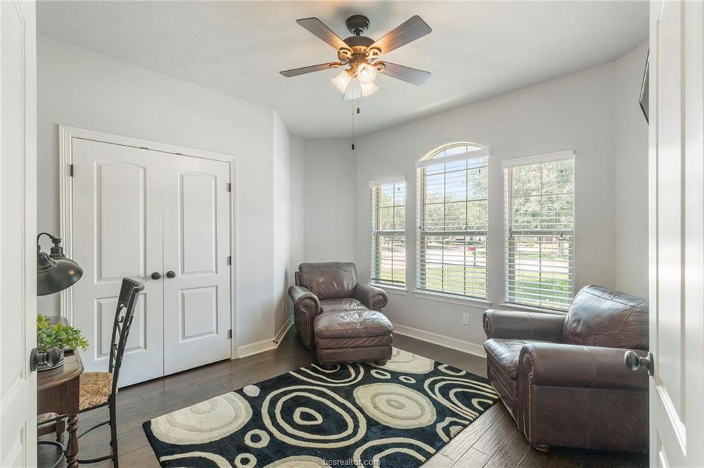 318 Cecilia Loop, College Station, TX 77845