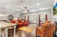 318 Cecilia Loop, College Station, TX 77845