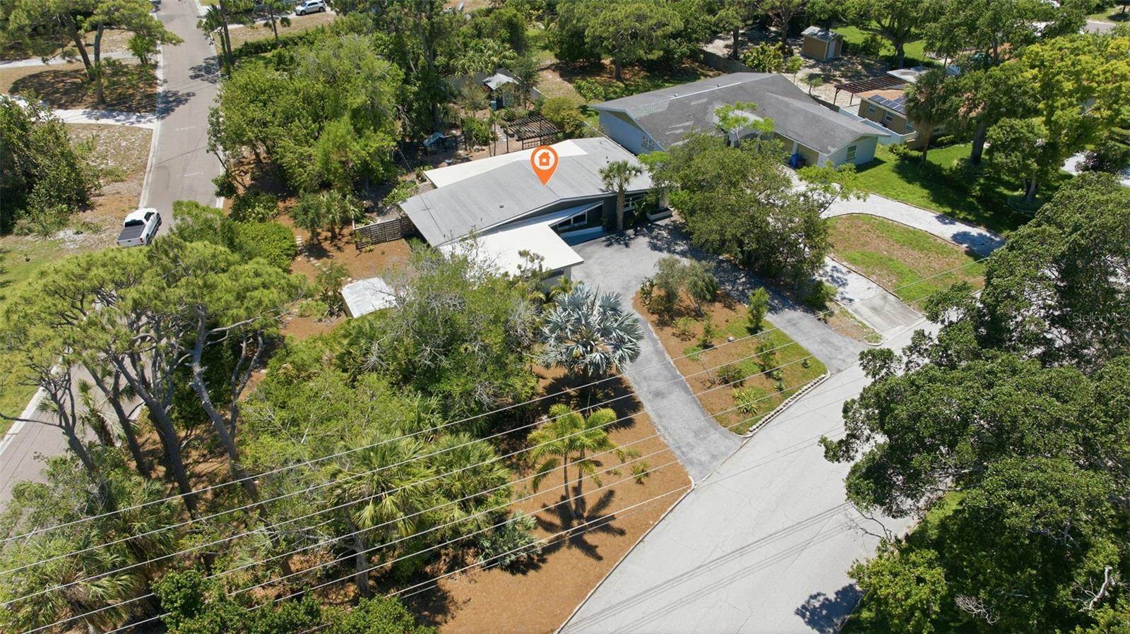 2700 Desoto Way South, Saint Petersburg, FL 33712
