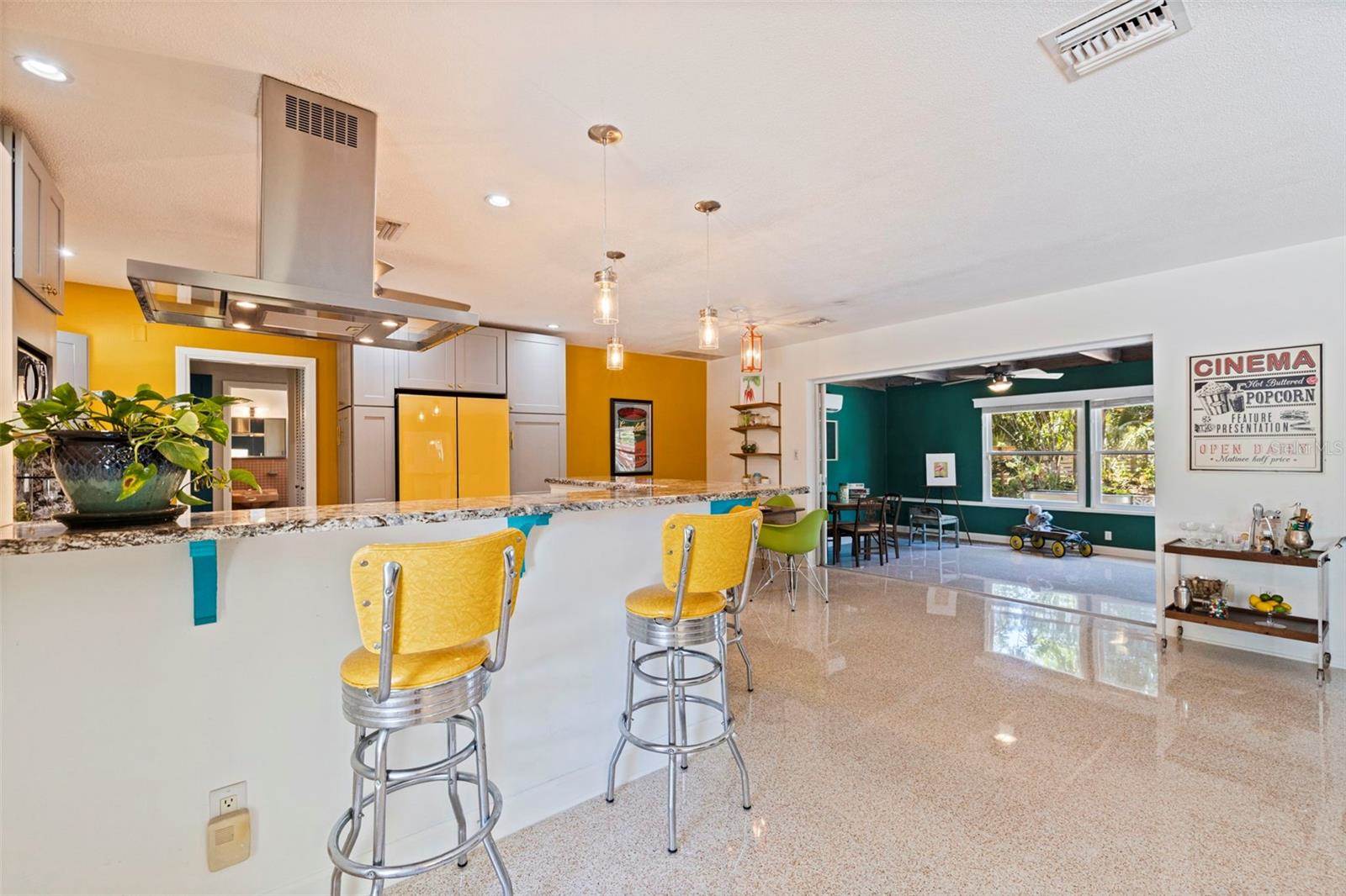 2700 Desoto Way South, Saint Petersburg, FL 33712