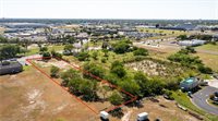 916 West Pike Boulevard, Weslaco, TX 78596