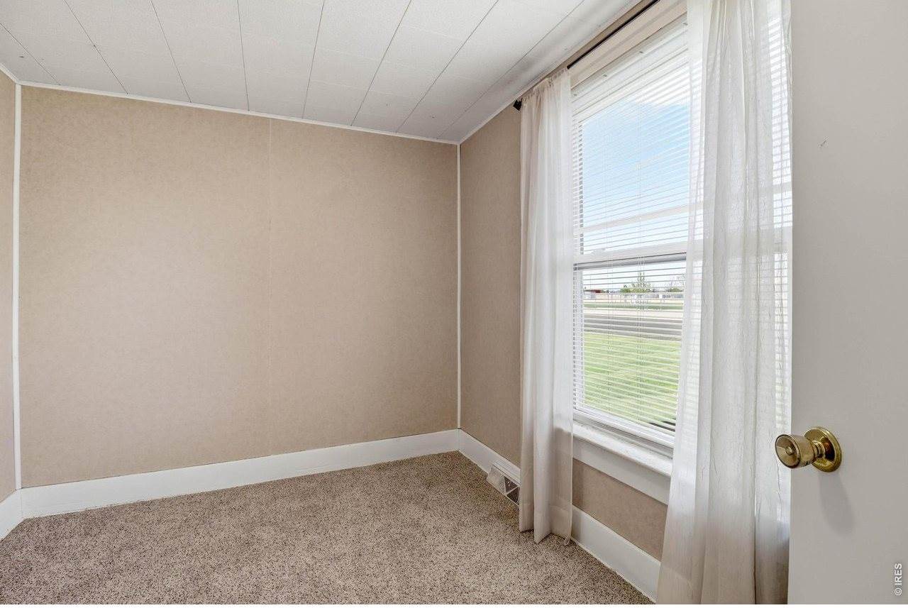 139 5th St, Kersey, CO 80644