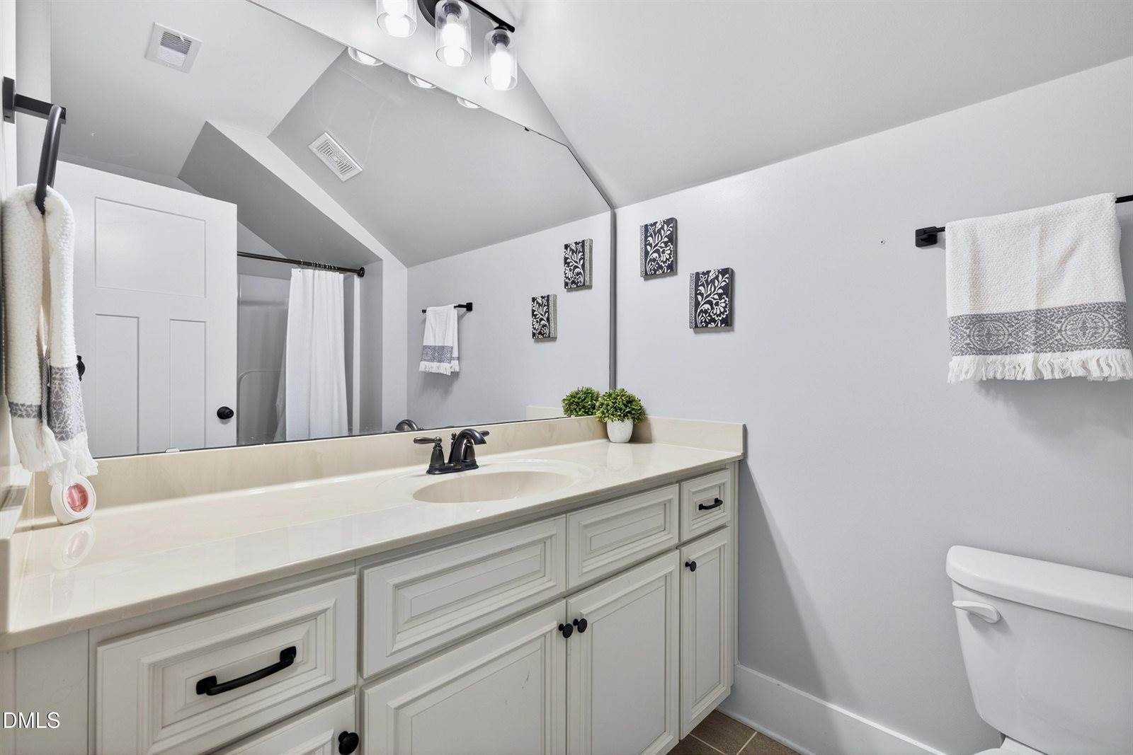 134 Chippenham Court, Clayton, NC 27520