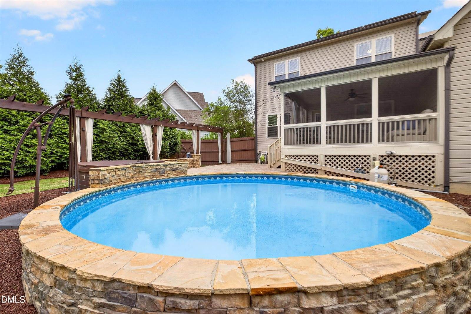134 Chippenham Court, Clayton, NC 27520