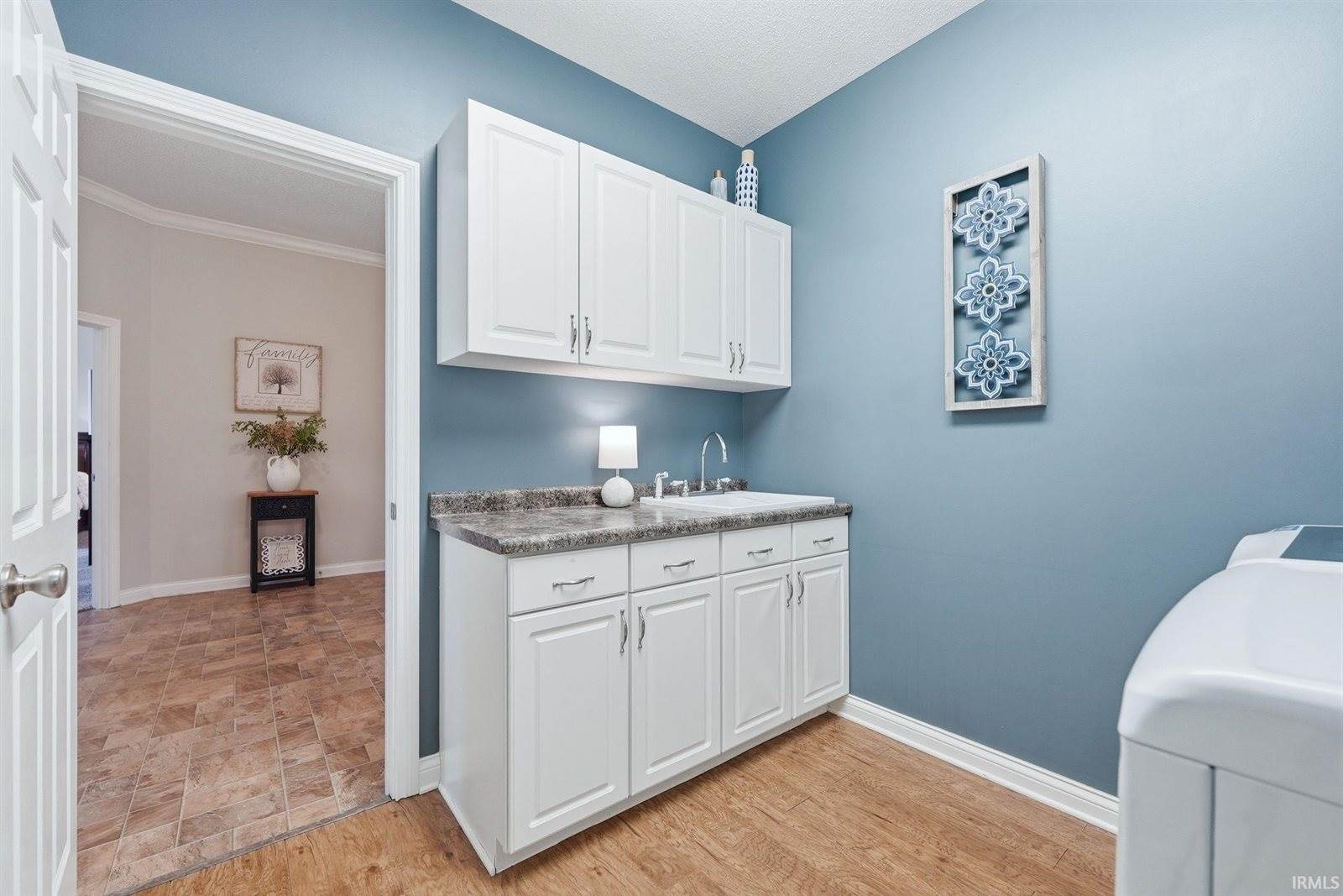 2608 W Brayston Way, Muncie, IN 47304