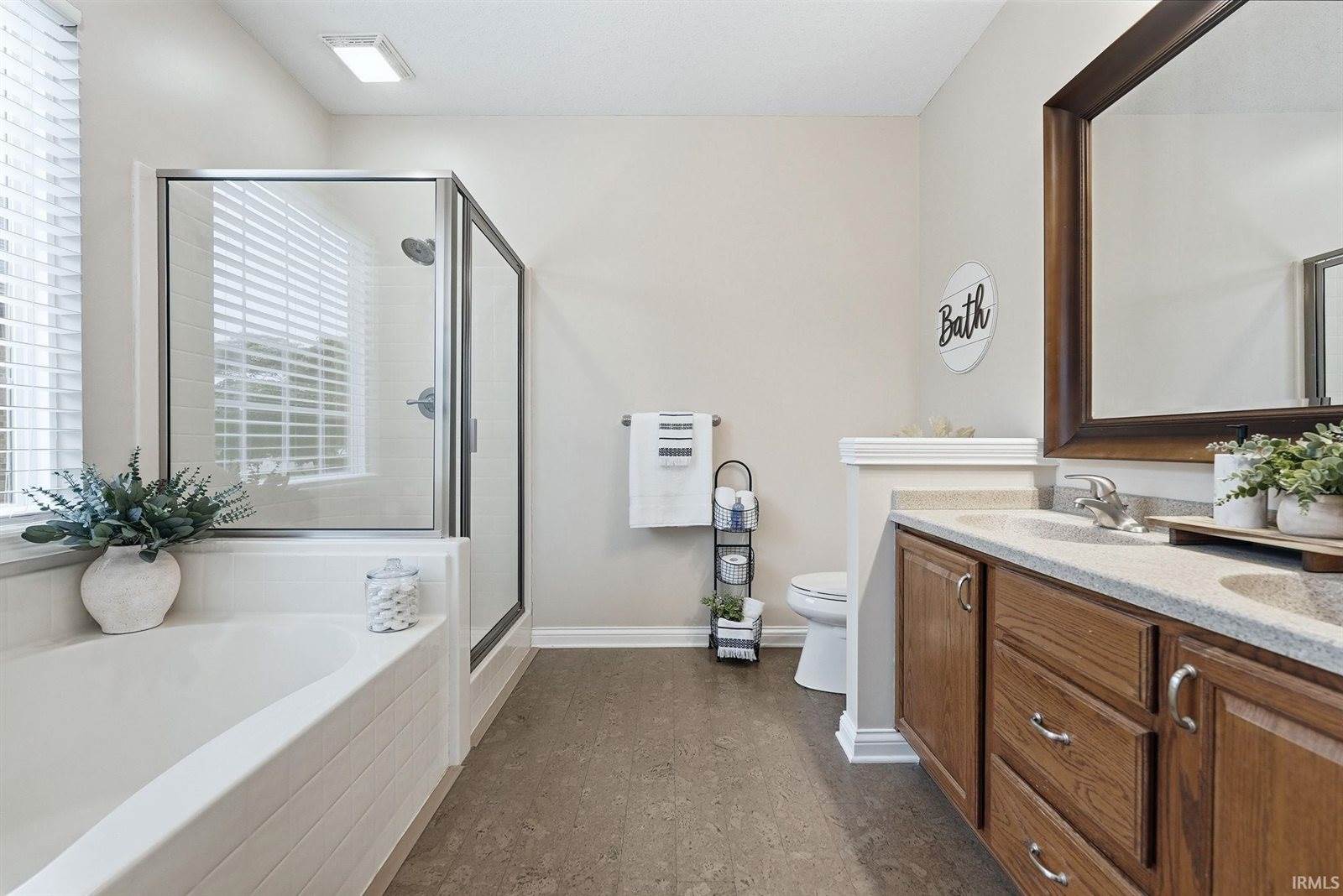 2608 W Brayston Way, Muncie, IN 47304