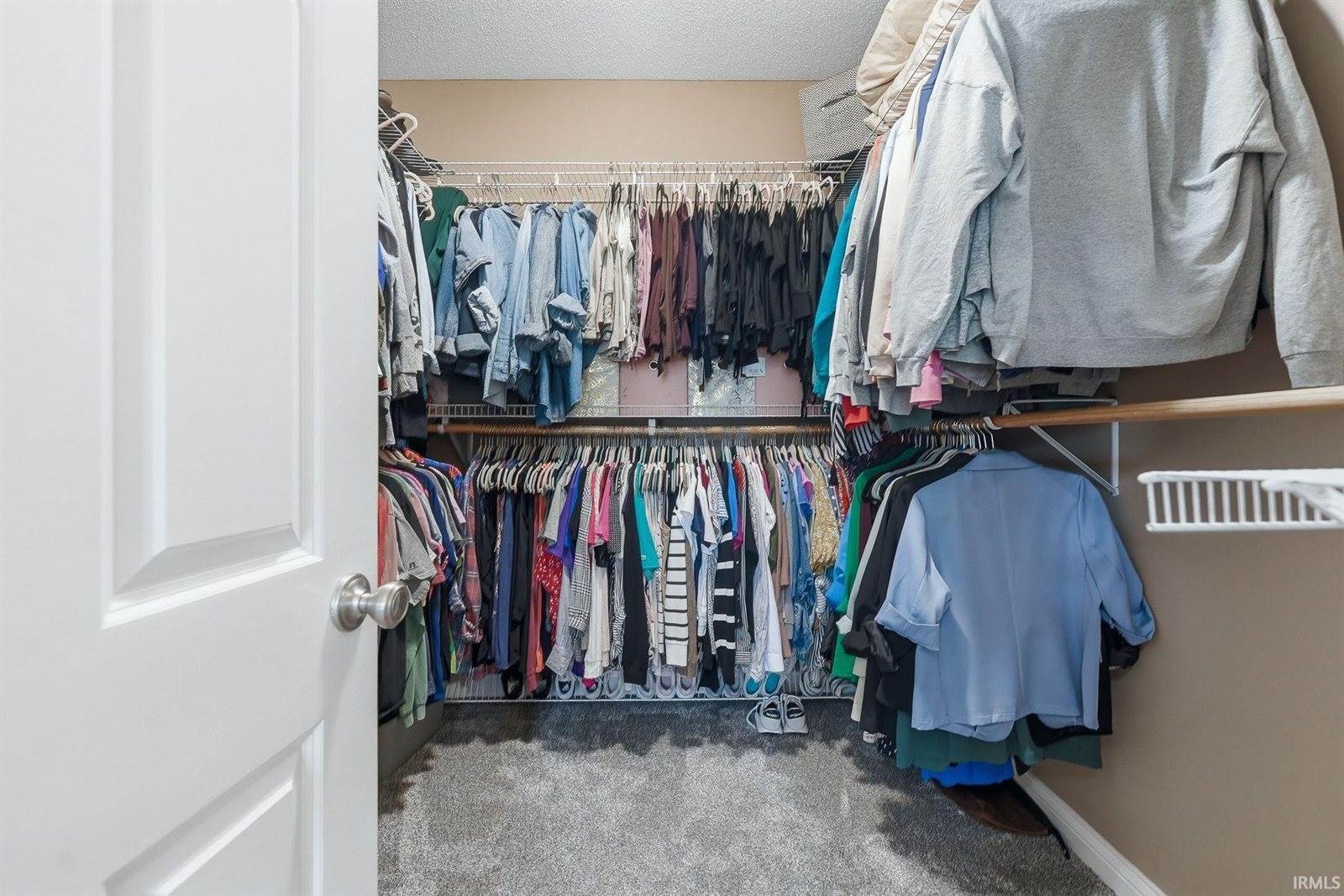 2608 W Brayston Way, Muncie, IN 47304